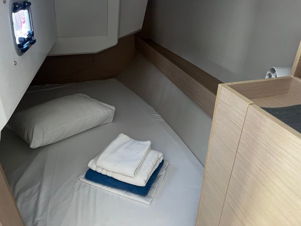 Beneteau Oceanis 30.1 | Agavi