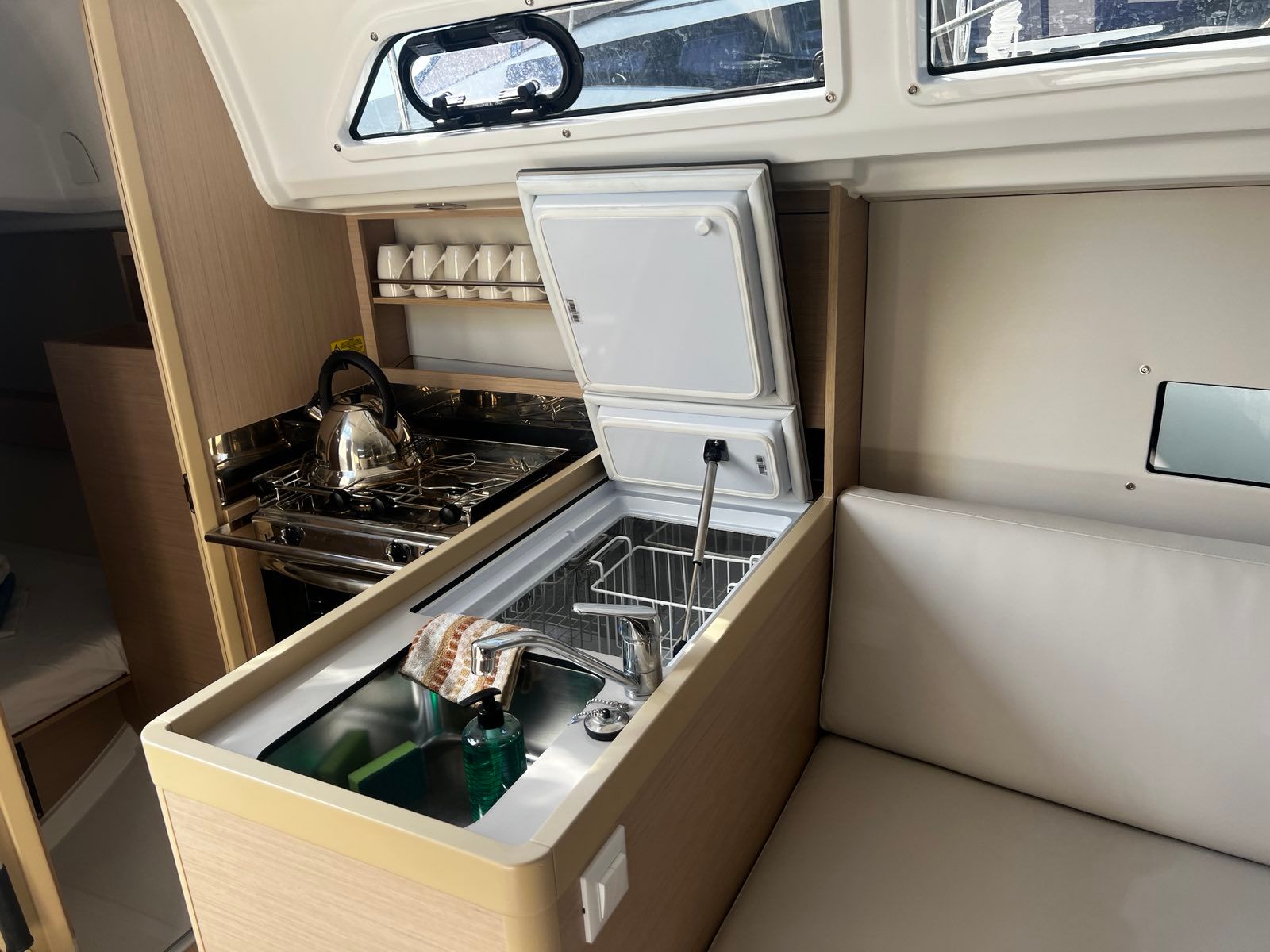 Beneteau Oceanis 30.1 | Agavi