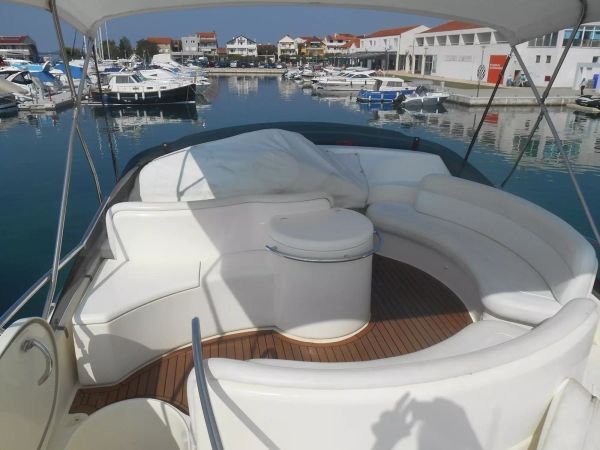 Azimut 46 | Marta