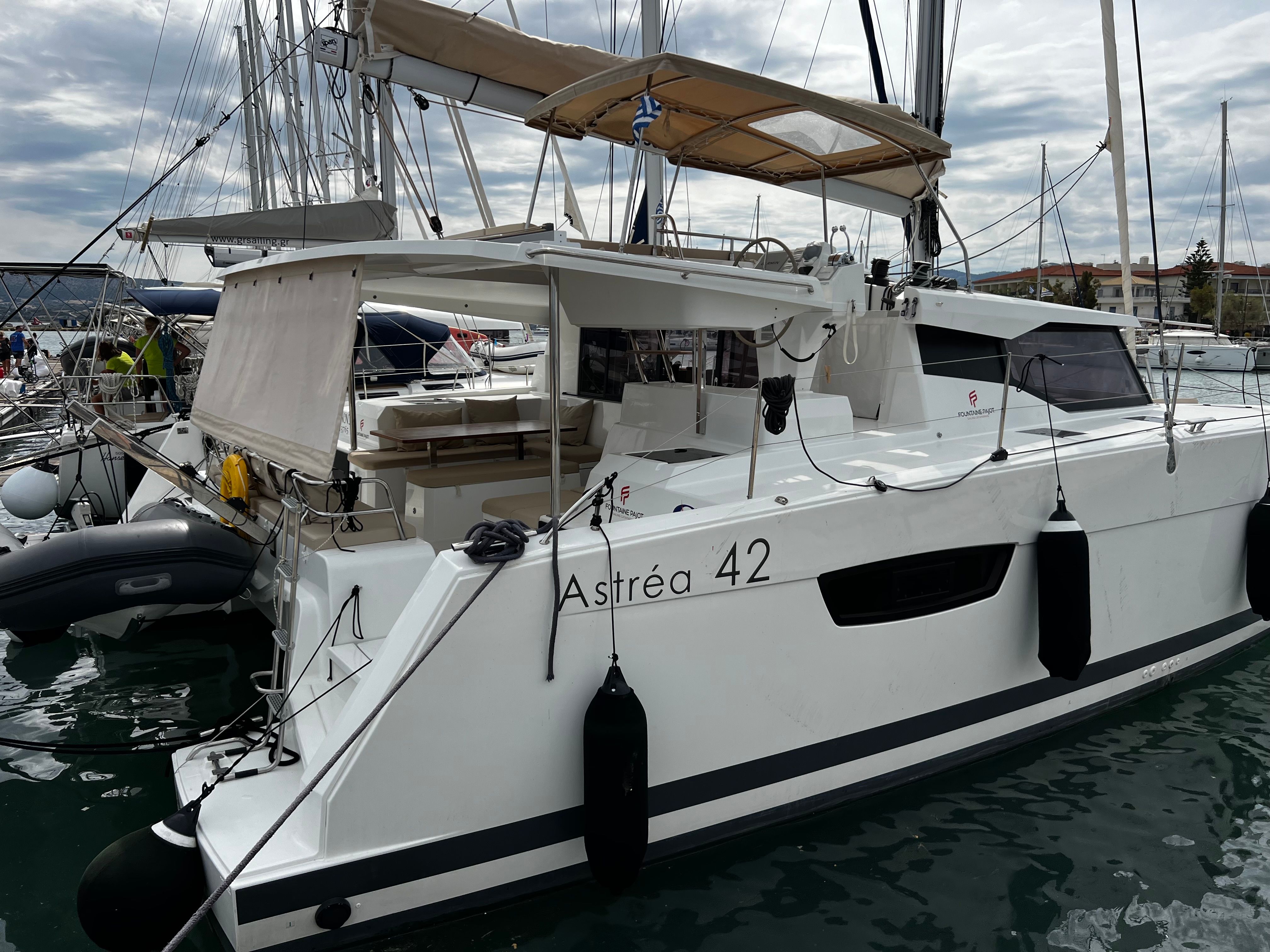 Fountaine Pajot Astrea 42 | Ioanna