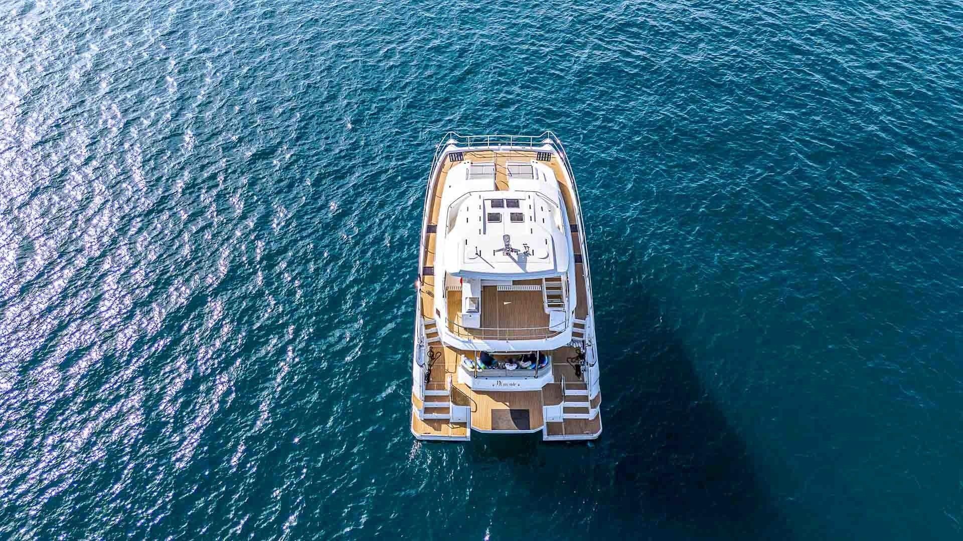 Aquila 54 | By My Side