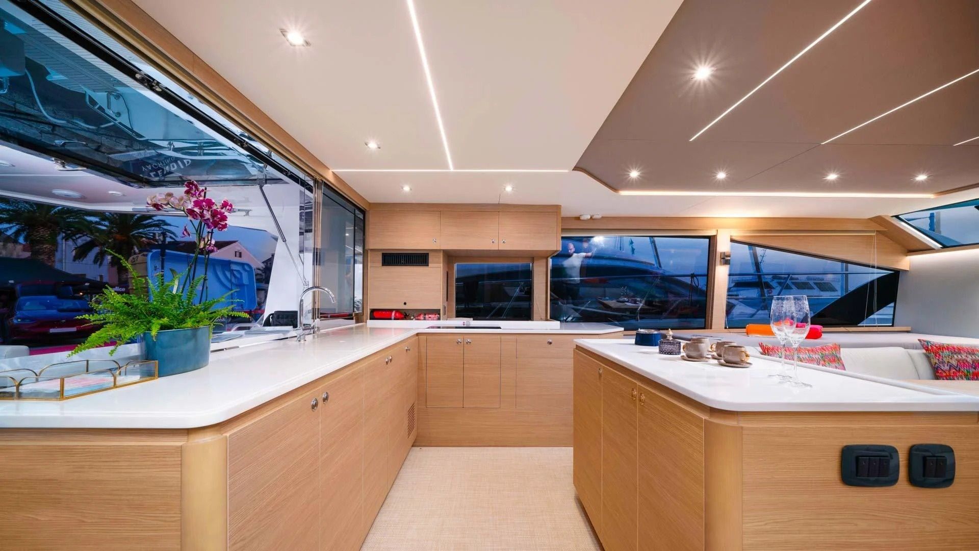 Aquila 54 | By My Side