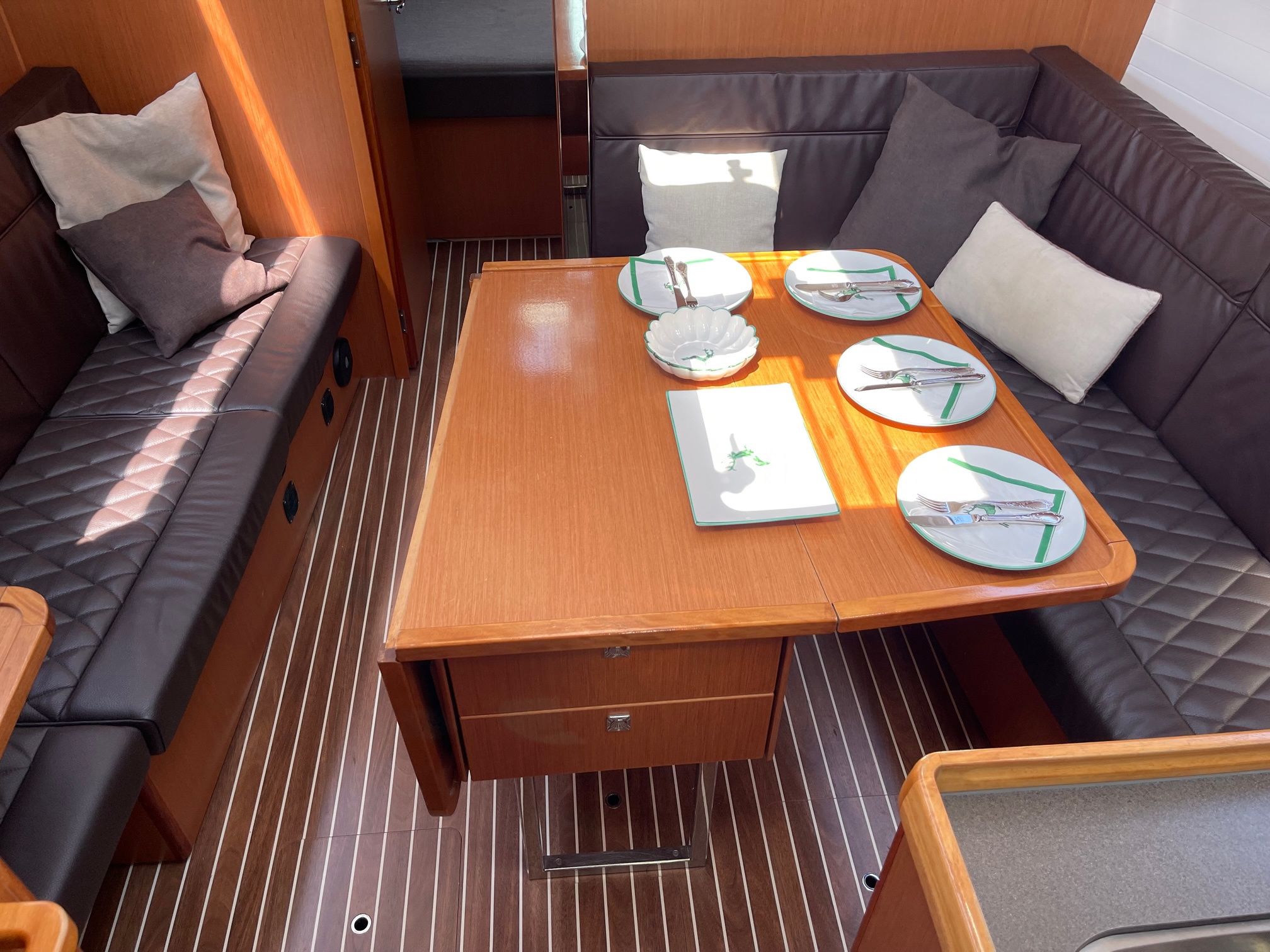 Bavaria Cruiser 37 | Seenixe