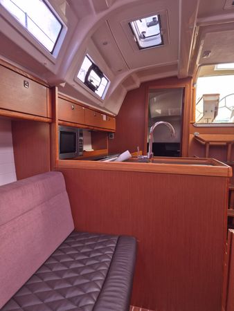 Bavaria Cruiser 37 | Seenixe