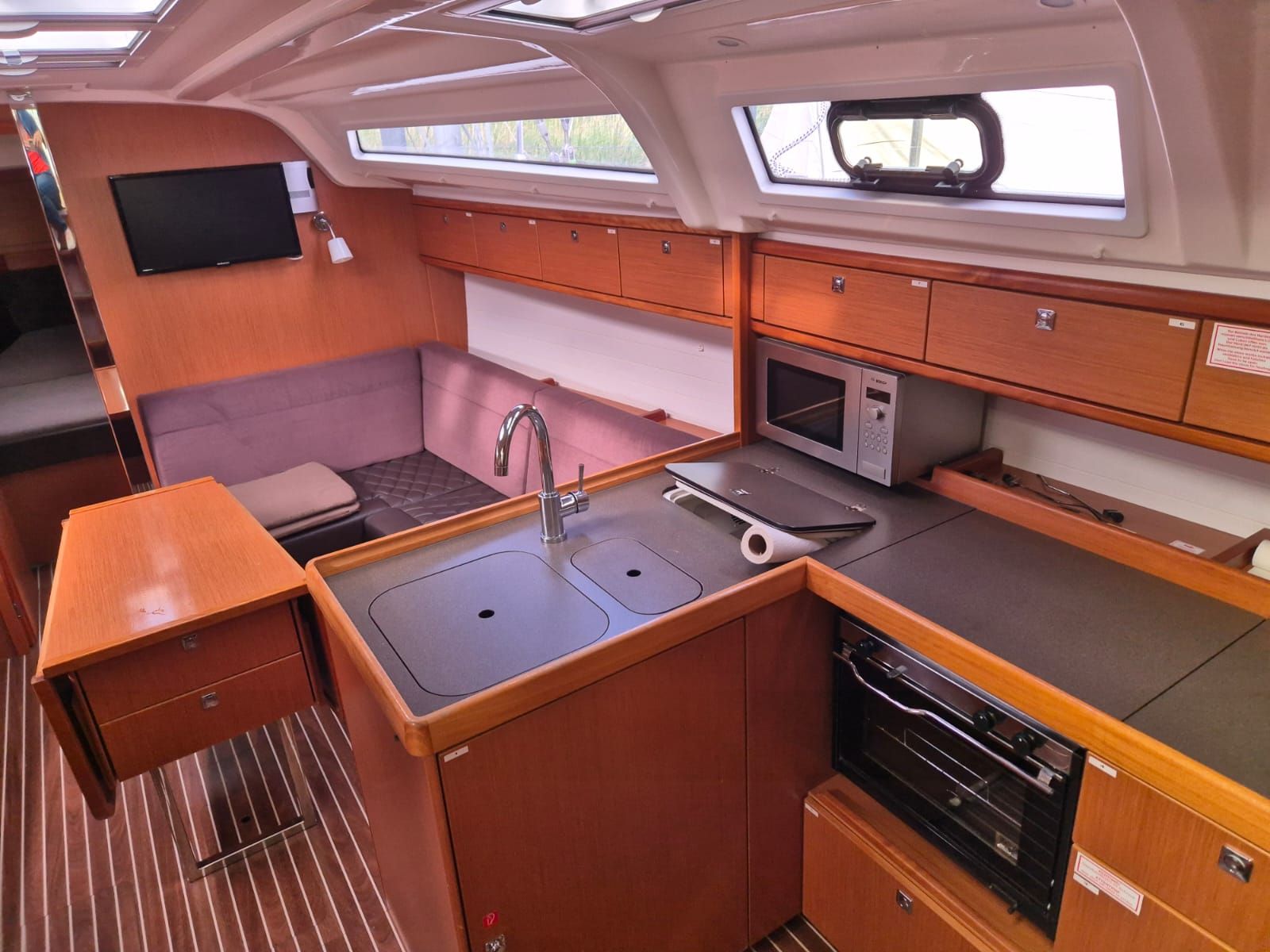 Bavaria Cruiser 37 | Seenixe