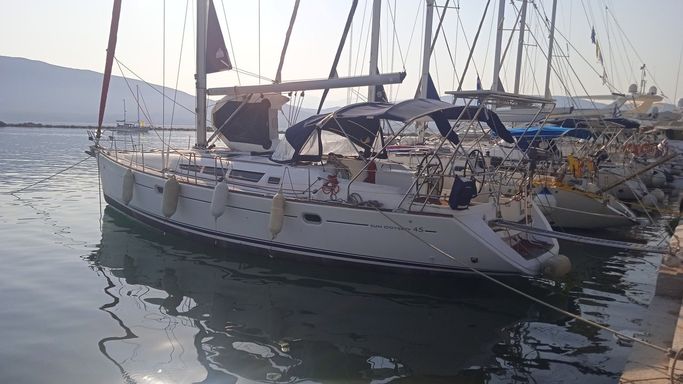 Sun Odyssey 45