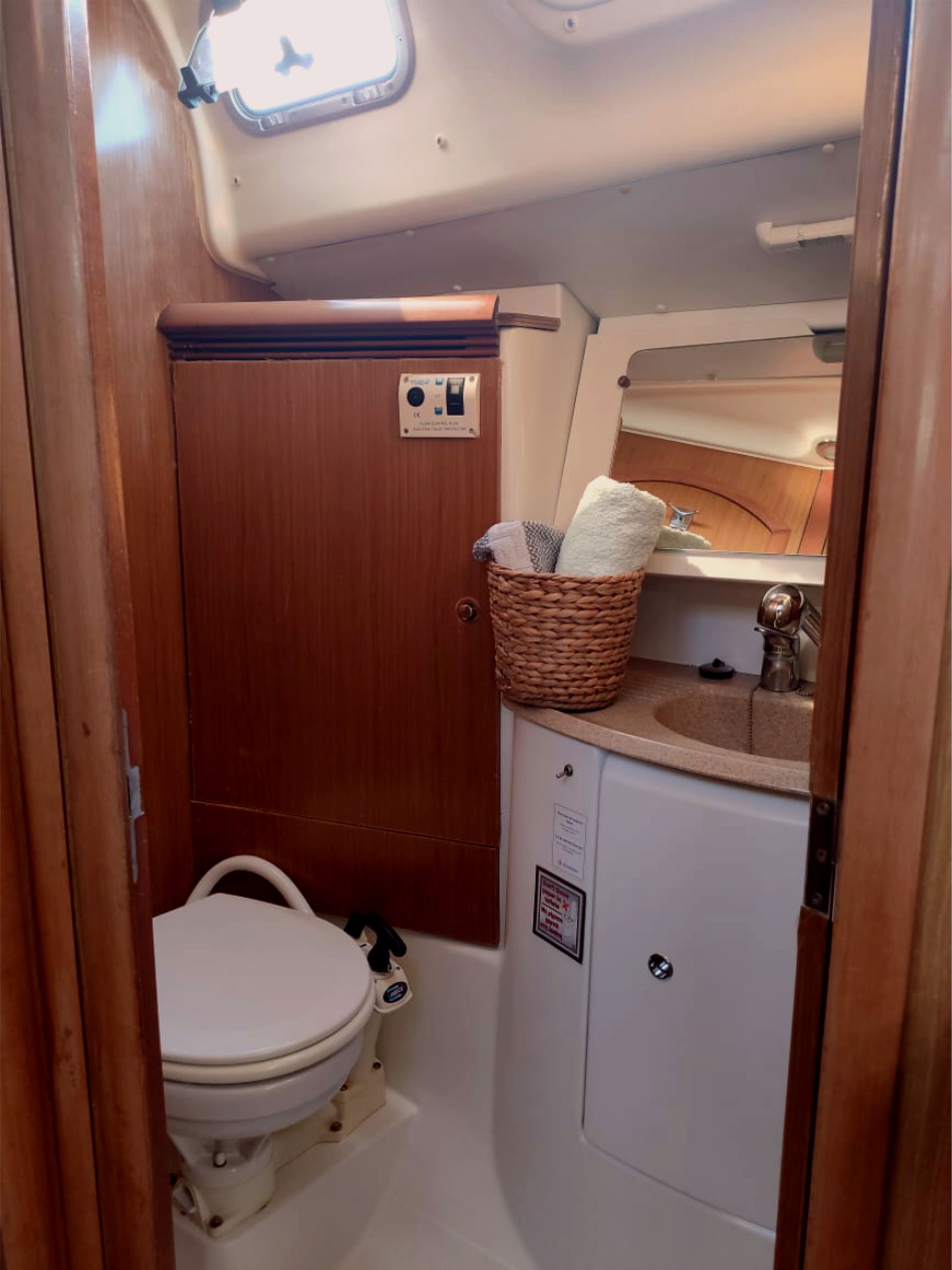 Jeanneau Sun Odyssey 45 | Nala