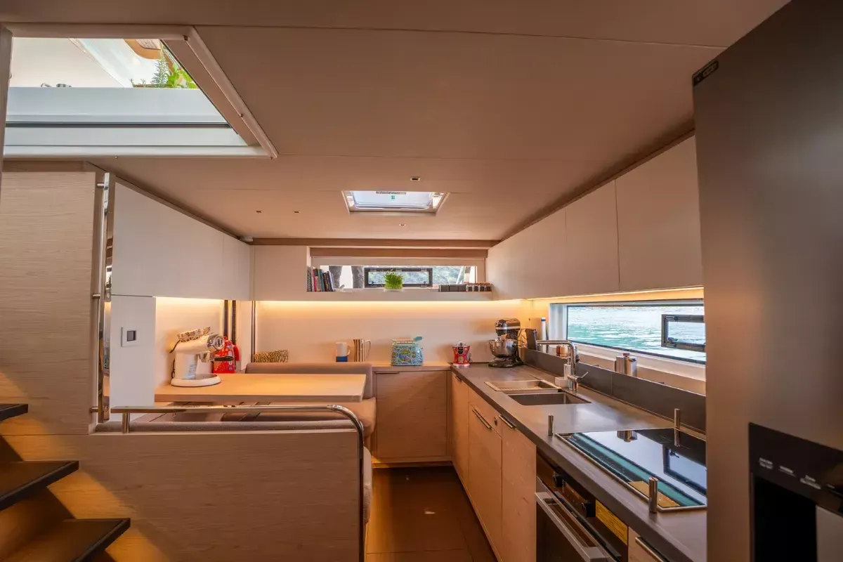 Lagoon Sixty 5 | Gloria