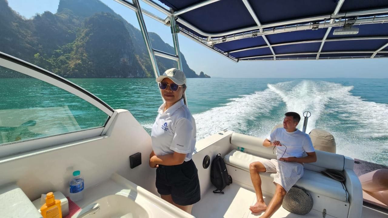 Gulf Craft 31 Walkaround | Rafiki Executive speedboat 
