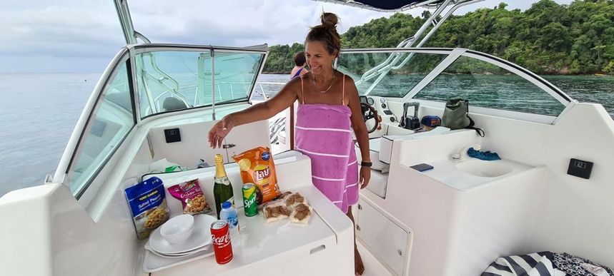 Gulf Craft 31 Walkaround | Rafiki Executive speedboat