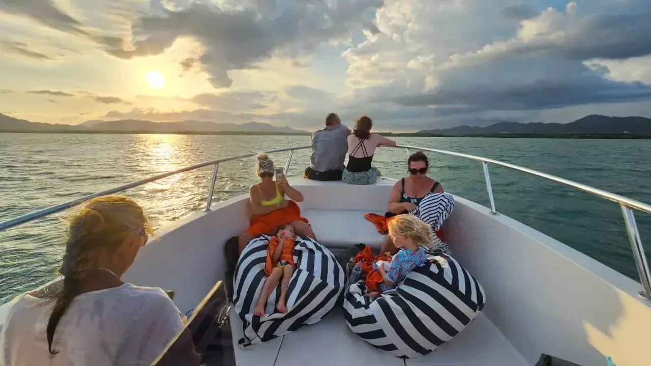 Gulf Craft 31 Walkaround | Rafiki Executive speedboat 