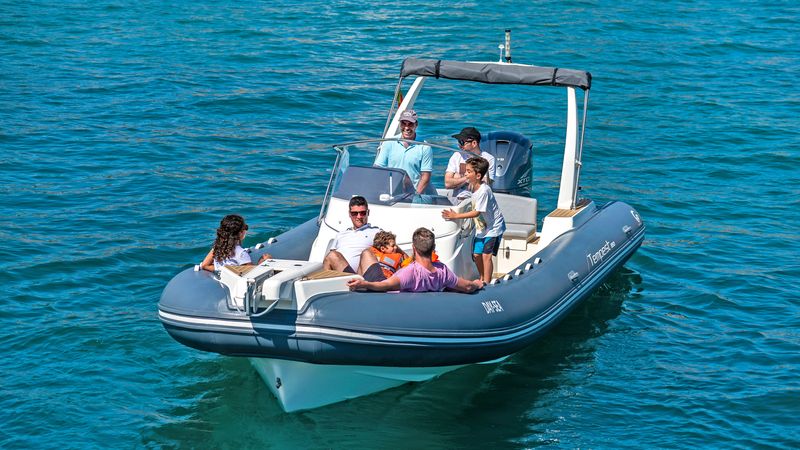 Capelli Tempest 850 | Day Sea