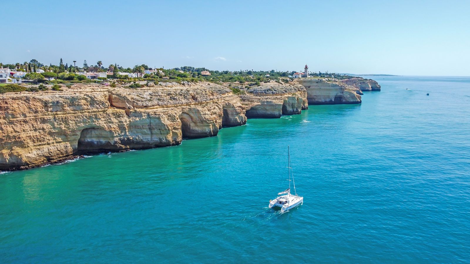 Lagoon Cat Catamaran Lagoon 440 Just Cat for rent - Portugal | Boataround