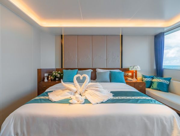 Custom Built 183 | White Pearl