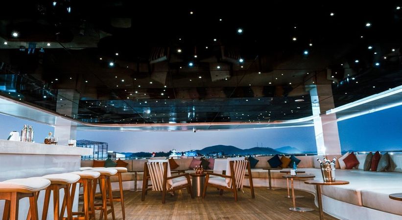 Custom Built 183 | White Pearl