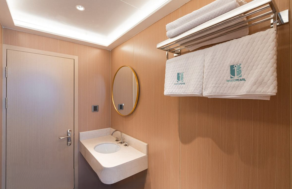 Custom Built 183 | White Pearl