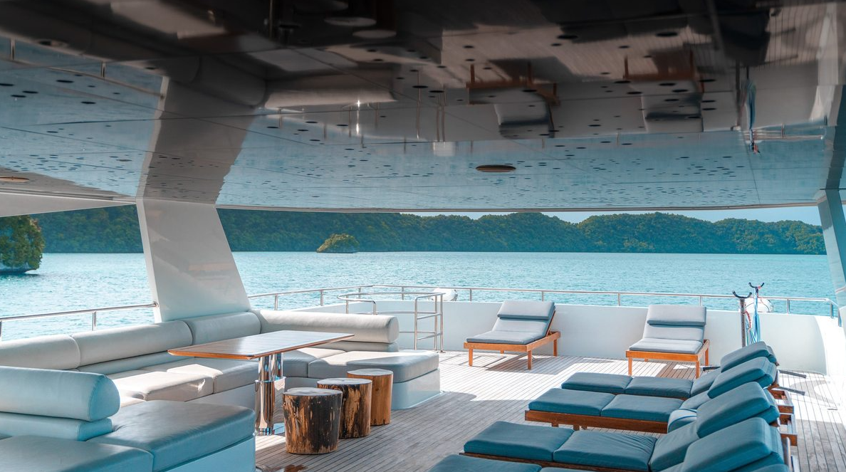 Custom Built 183 | White Pearl