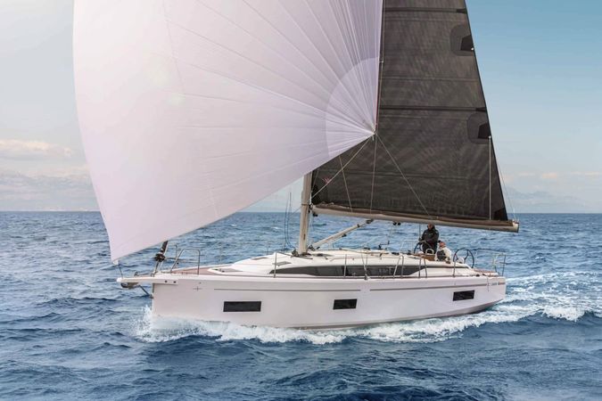 Bavaria C38 | Rising Sun