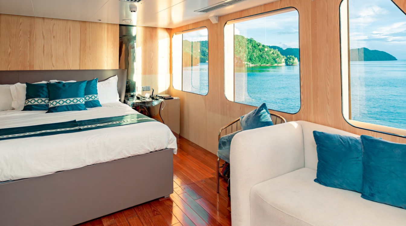 Custom Built 153 | Black Pearl