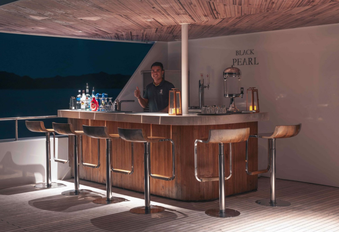 Custom Built 153 | Black Pearl