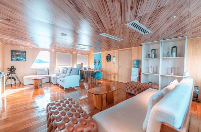 Custom Built 153 | Black Pearl