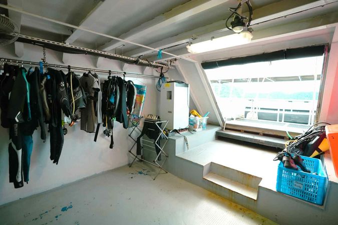 Custom Built 153 | Black Pearl