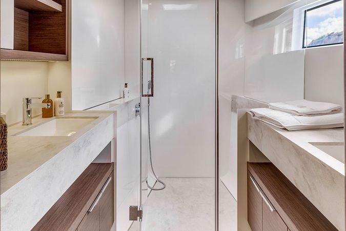 Lagoon 50 | Ugly Duck