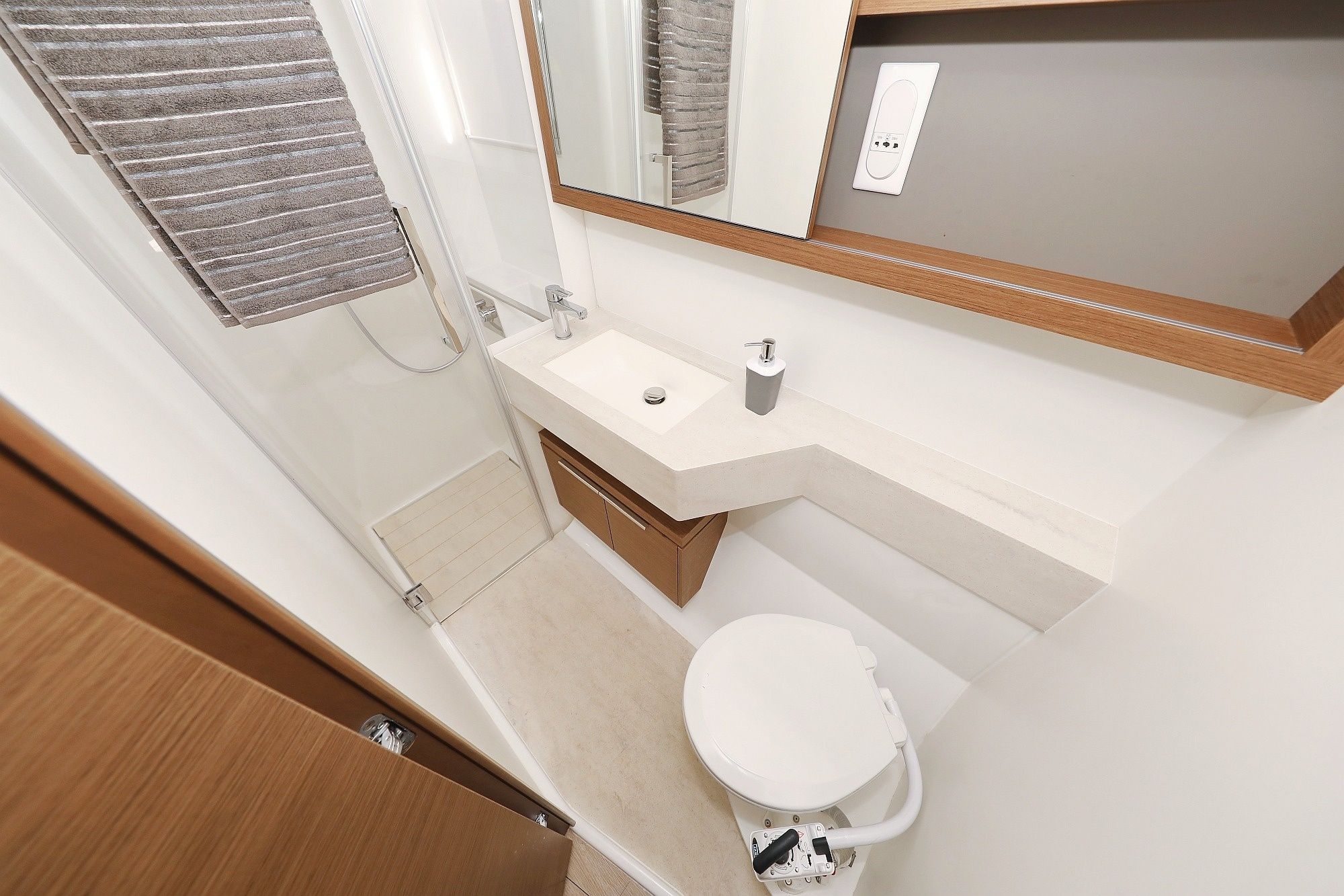 Lagoon 50 | Ugly Duck