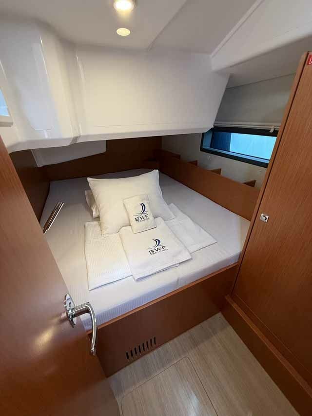 Bavaria C38 | The Cat