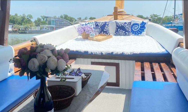 Custom Built 36 | EXECUTIVE LONG TAIL