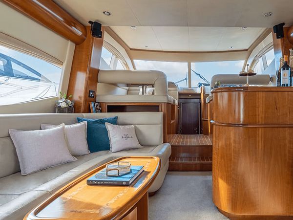 Gulf Craft Majesty 50F | MnF