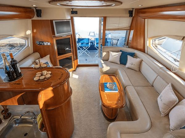 Gulf Craft Majesty 50F | MnF