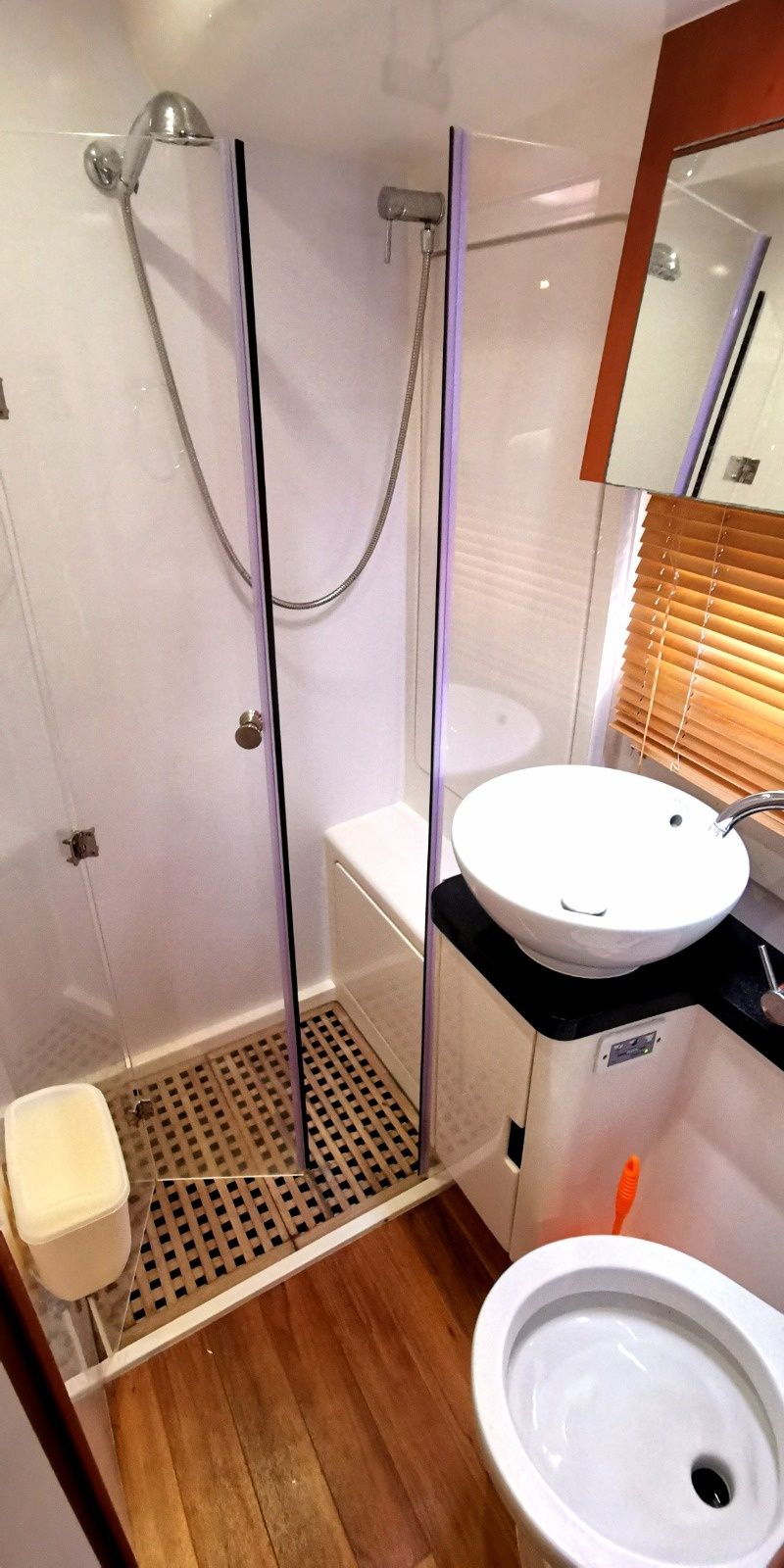 Aquila 48 | Synergy 1