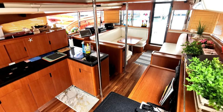 Aquila 48 | Synergy 1