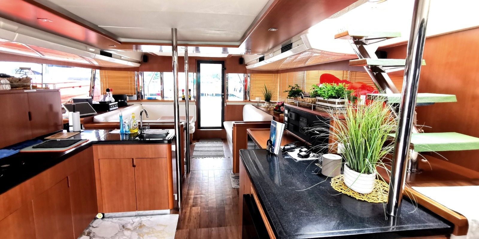 Aquila 48 | Synergy 1