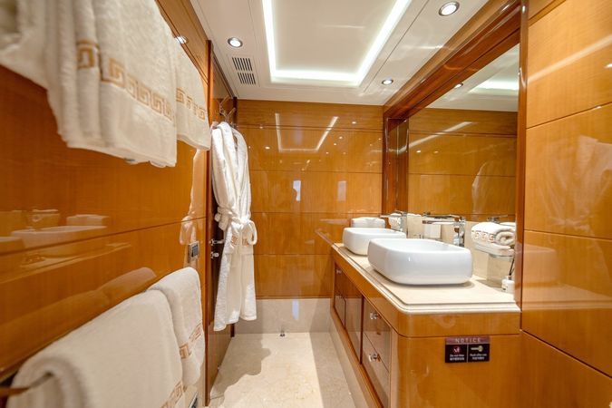 Benetti Classic | Asia Poseidon