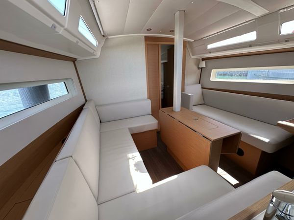 Jeanneau Sun Odyssey 380 | SSY-03