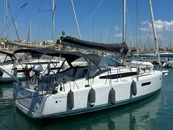 Jeanneau Sun Odyssey 380 | SSY-03