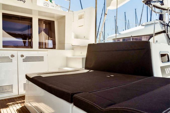 Lagoon 450 F | EmoSEAon