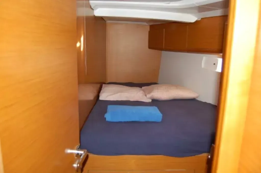 Jeanneau Sun Odyssey 519 | Champagne