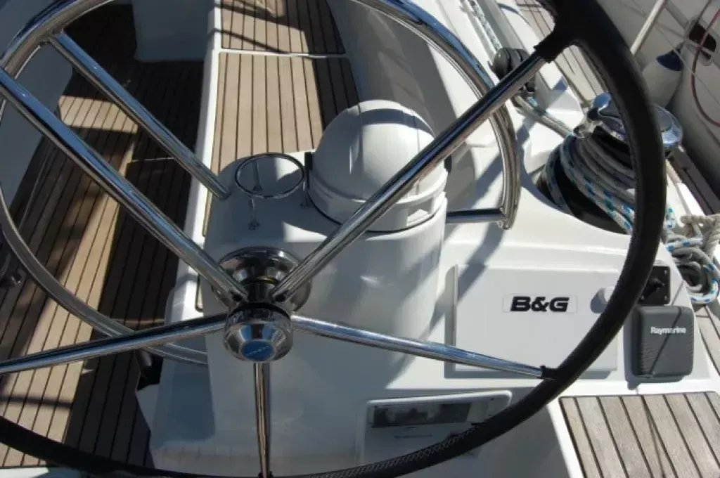 Jeanneau Sun Odyssey 519 | Champagne