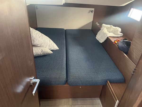 Beneteau Oceanis 51.1 | Moscatel