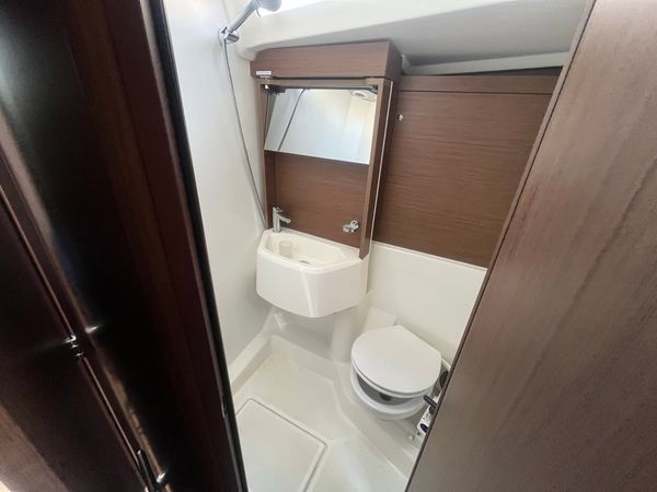 Beneteau Oceanis 51.1 | Moscatel