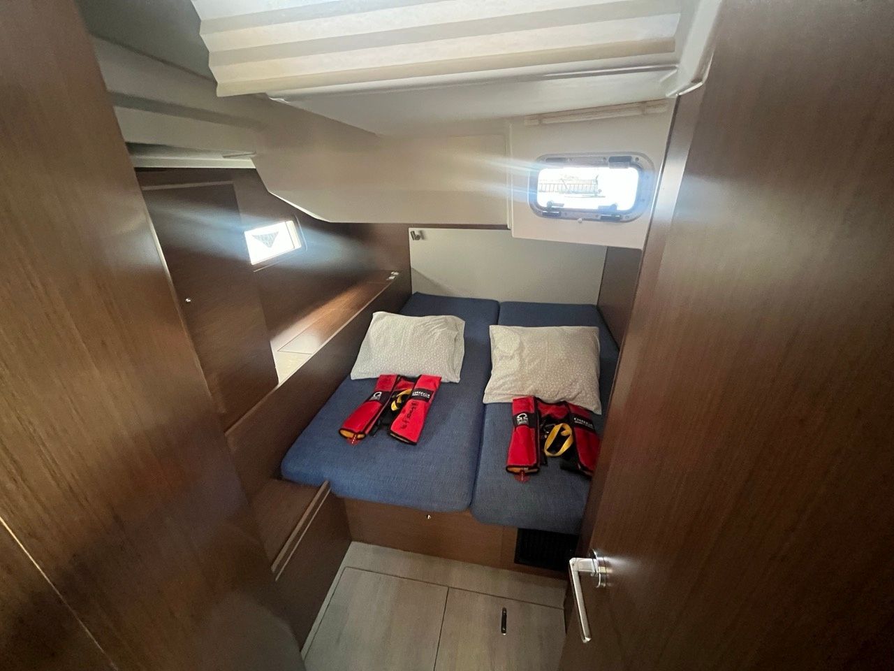 Beneteau Oceanis 51.1 | Aperol