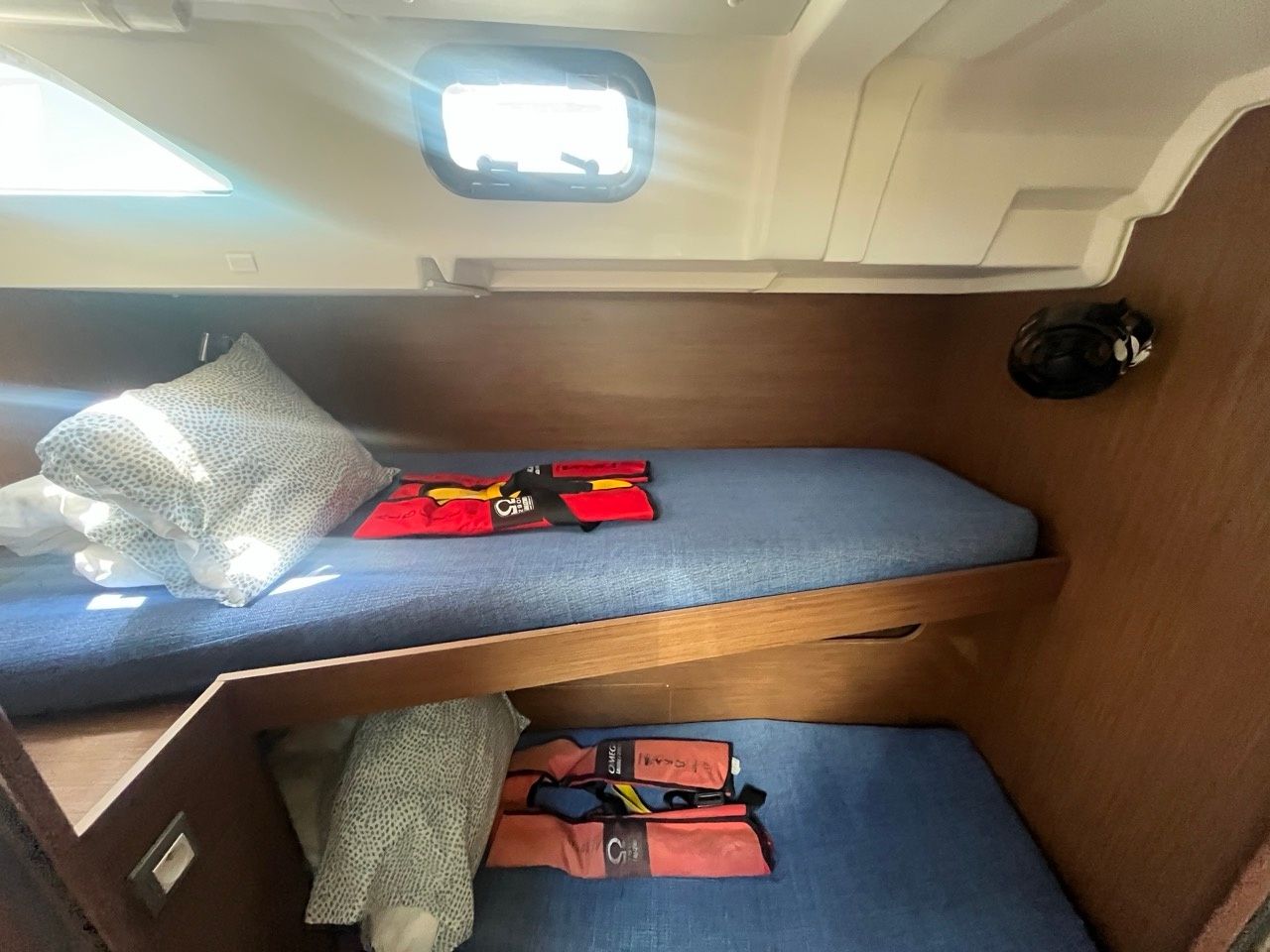 Beneteau Oceanis 51.1 | Aperol