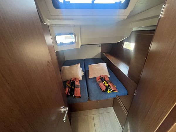 Beneteau Oceanis 51.1 | Aperol