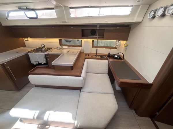 Beneteau Oceanis 51.1 | Aperol