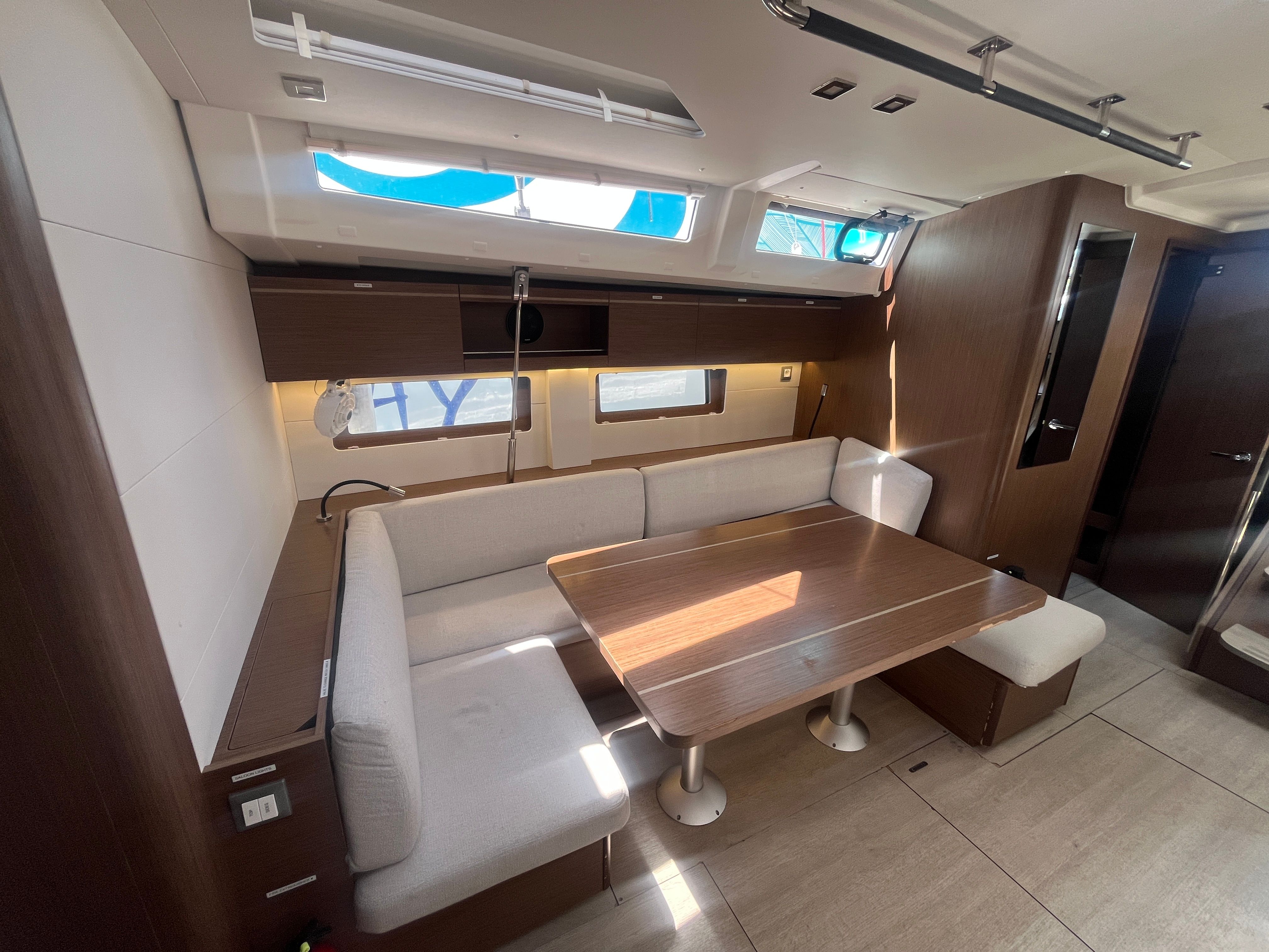 Beneteau Oceanis 51.1 | Aperol