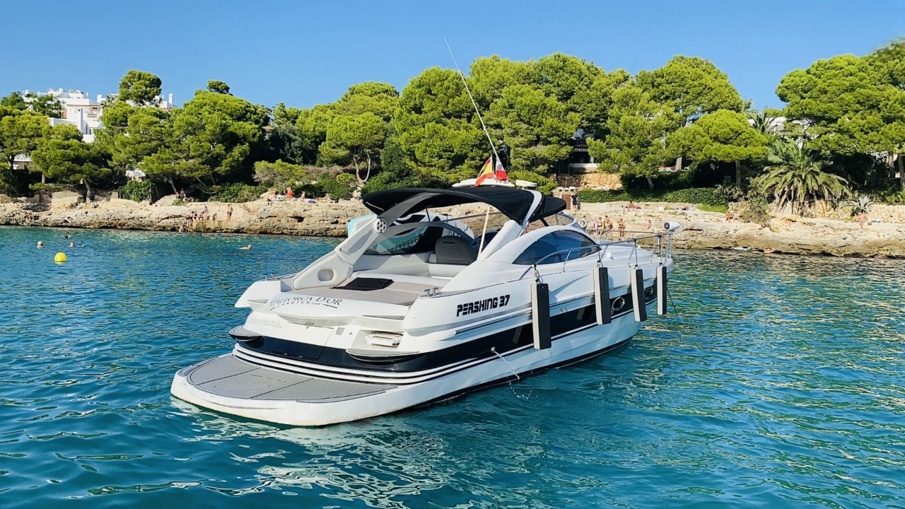 Pershing 37 | Yes to All