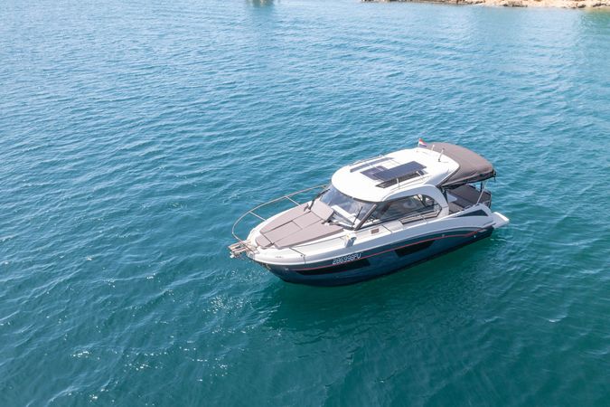 Beneteau Antares 9 | Antonia